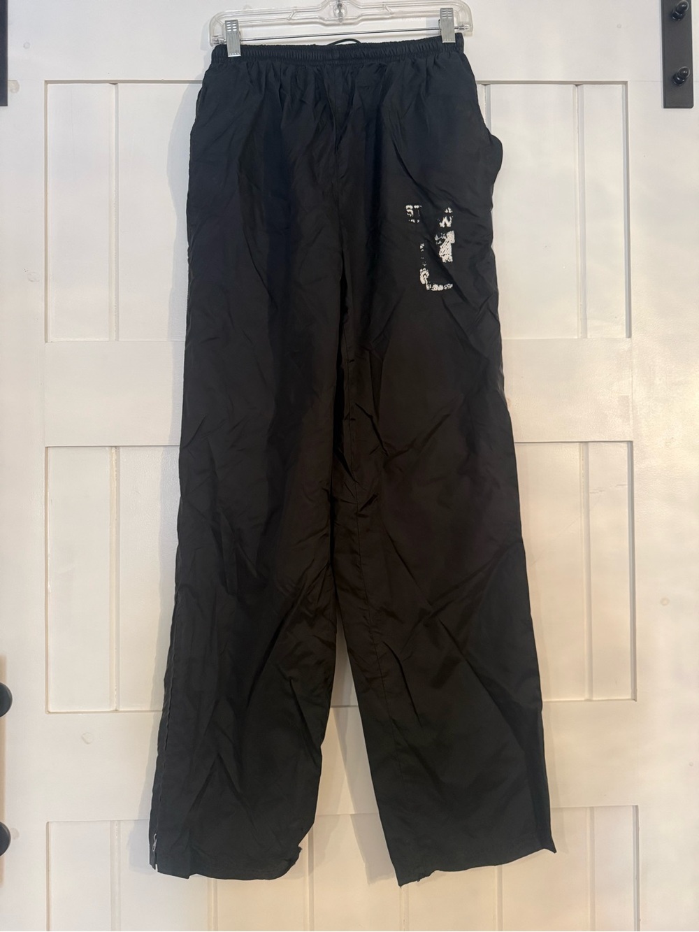 Women's Black Windbreaker Jogger Pants slicks